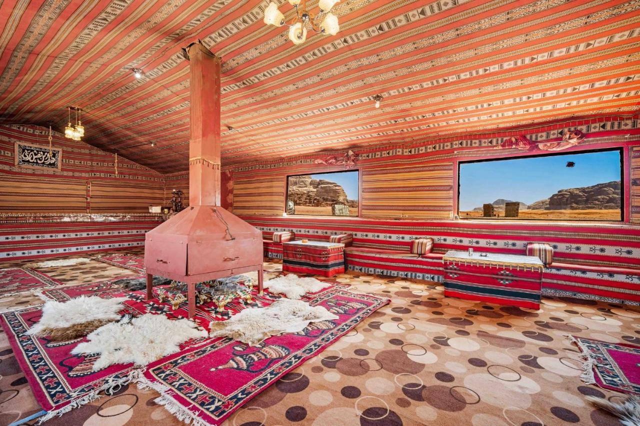 Magic Bedouin Star & Tours Hotel Вади Рум Екстериор снимка