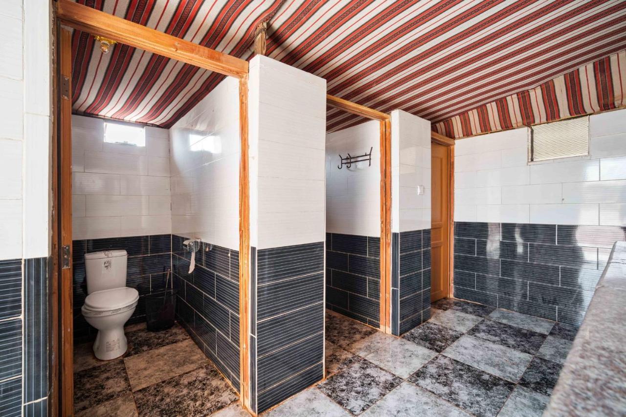 Magic Bedouin Star & Tours Hotel Вади Рум Екстериор снимка