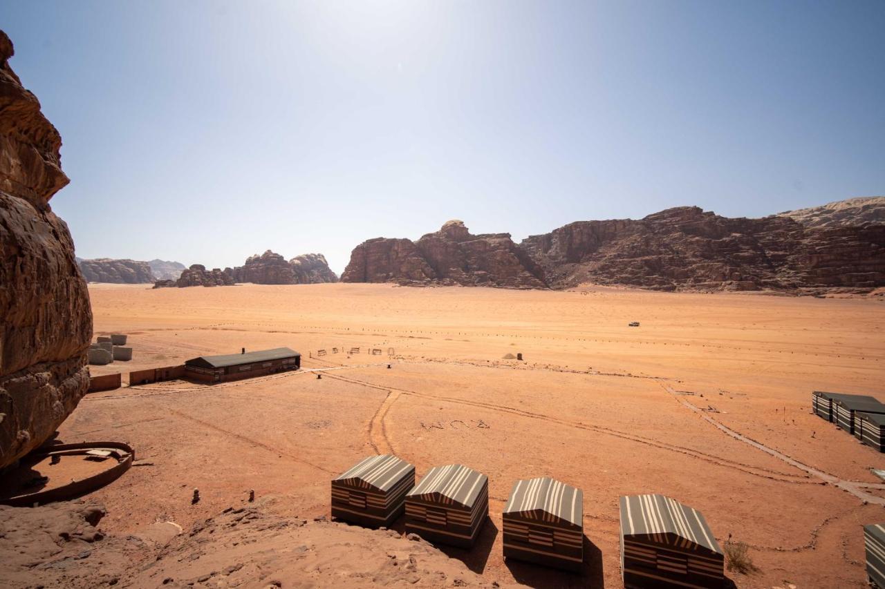 Magic Bedouin Star & Tours Hotel Вади Рум Екстериор снимка