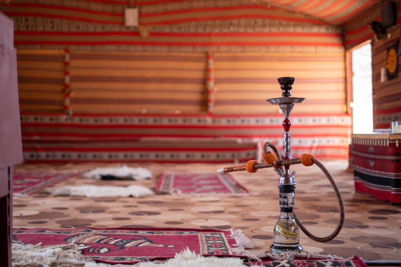 Magic Bedouin Star & Tours Hotel Вади Рум Екстериор снимка